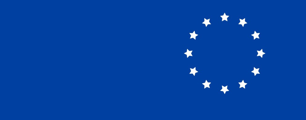 Das Bild zeigt einen blauen Hintergrund, inspiriert von der europäischen Flagge, mit einem Halbkreis aus weißen Sternen auf der rechten Seite. Die Sterne symbolisieren Europa und sind in gleichmäßigen Abständen angeordnet. Das Design ist schlicht und klar gehalten, ohne zusätzliche Elemente oder Beschriftungen. Es wirkt modern und professionell.