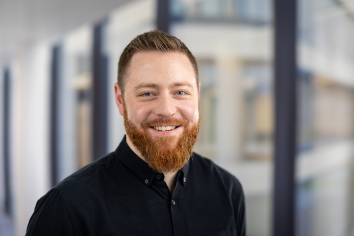 Portraitbild von Tobias Quintern