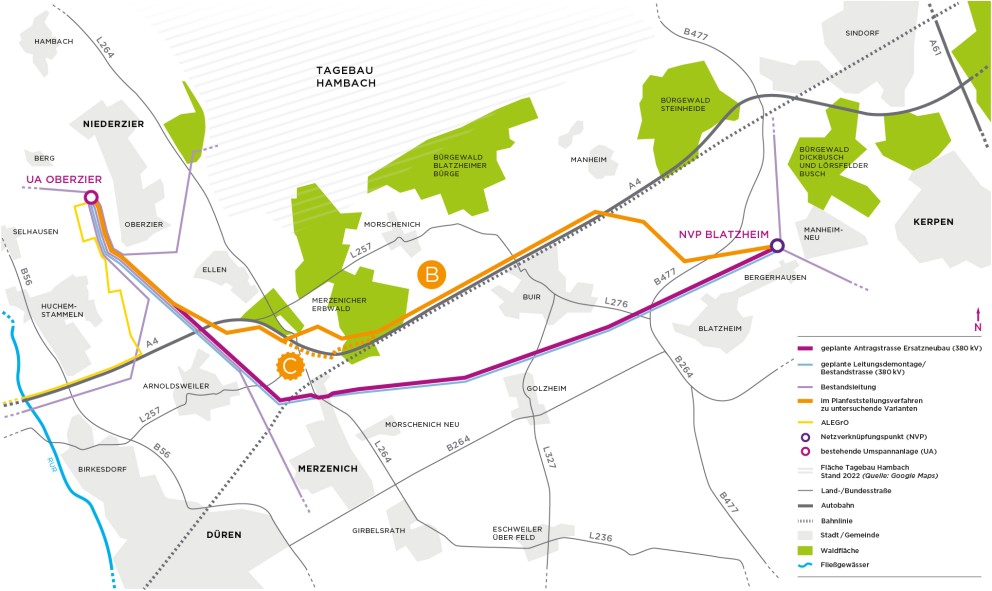 Die Karte zeigt die violette Antragstrasse und zwei alternative Trassenverläufe: Variante B (orange), die weiter nördlich verläuft, und Variante C (dunkelorange), die südlicher durch den Merzenicher Erbwald führt. Beide Varianten treffen bei Blatzheim auf denselben Endpunkt wie die Antragstrasse. Entsprechende Buchstaben B und C markieren die Trassen.