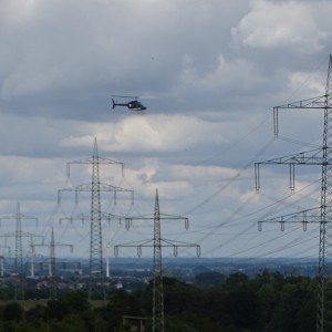 Blau-Weißer Helikopter.