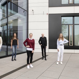 Kim Marie Fleury (von links), Elisa Steiner, Laura Sophie Schönfeldt, Matthias Kulla, Laura Moser und Julia Koenig (Fotonachweis: Amprion)