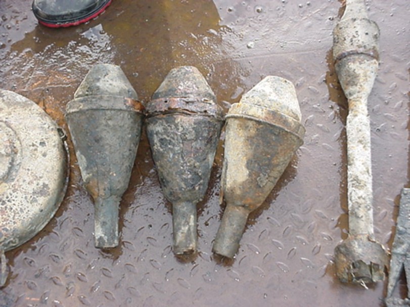 Kampfmittelfunde auf dem Boden aufgereiht
(c) CDM Smith